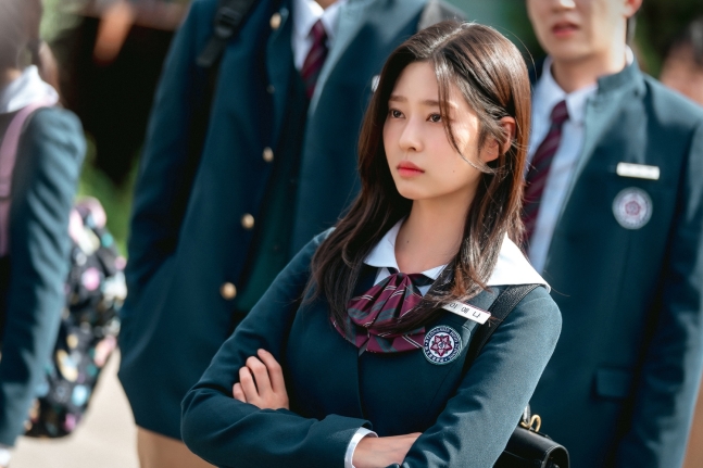 배우 <b>김민주</b>, 새로운 얼굴로 돌아왔다! ‘<b>언더커버 하이스쿨</b>’... 