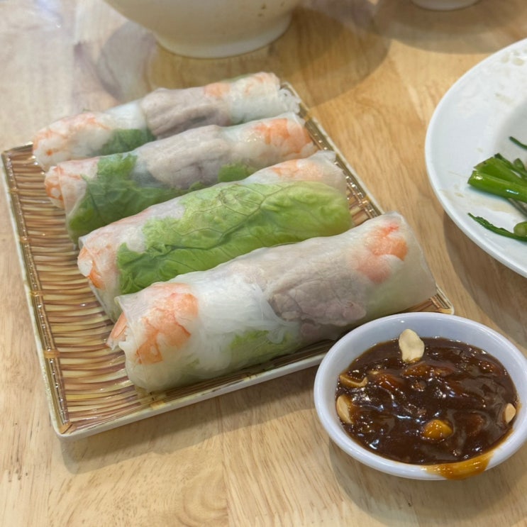  나트랑 시내 24시간 로컬 쌀국수 현지 맛집