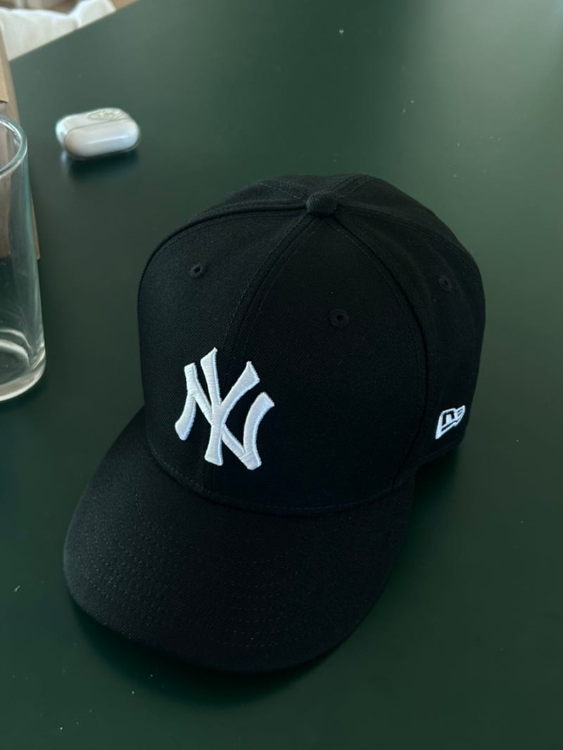 뉴에라모자 추천 뉴에라59FIFTY MLB 뉴욕양키스 베이직 캡 블랙 사이즈 및 커브 후기