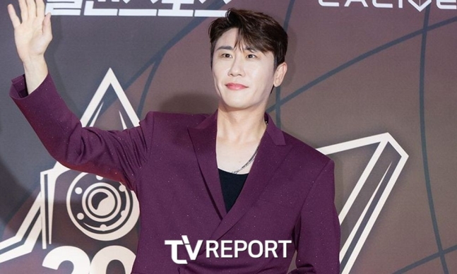 <b>영탁 미담</b> 터졌다...장성규 "힘들 때 먼저 연락, 고맙다"