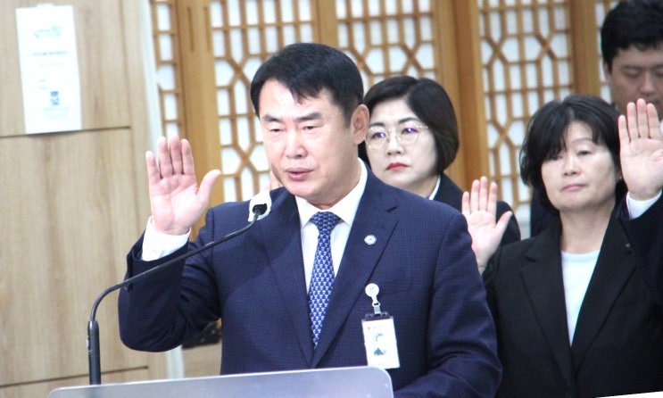 광주교사노조 <b>이정선 교육감</b> 사퇴해야!!...비선실세 수사 촉구... 