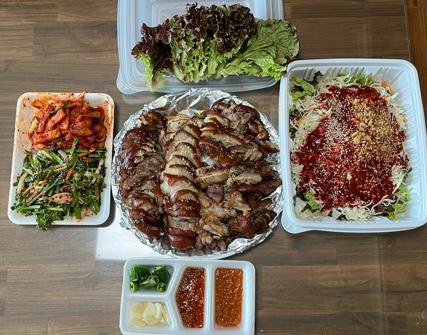 장충웰빙족발 신정점 사진 3