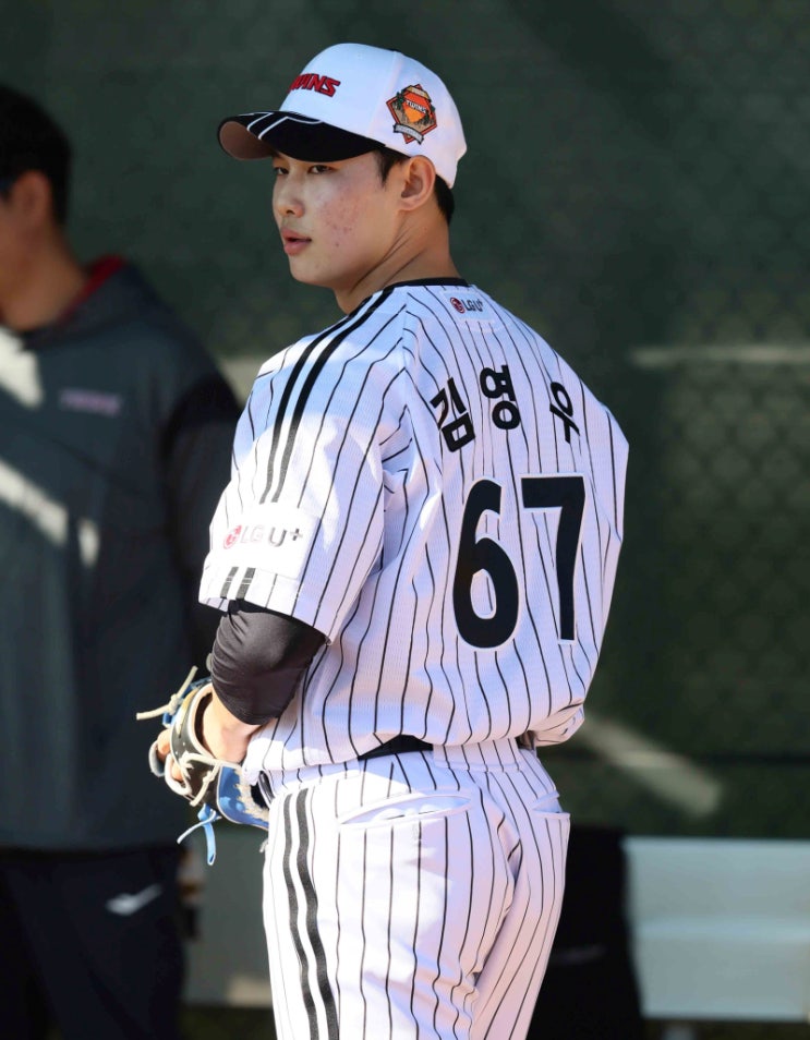 장현식도 김영우도 LG도 ‘마무리’ 기회…김택연처럼