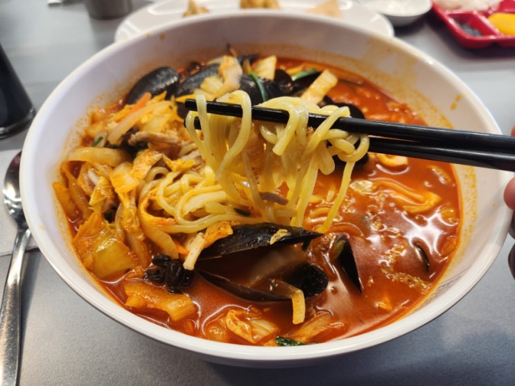 대구 신서동 신서혁신도시 백종원 중식맛집 홍콩반점0410 대구신서혁신점 대구 신서동 신서혁신도시 백종원 중식맛집 홍콩반점0410 대구신서혁신점