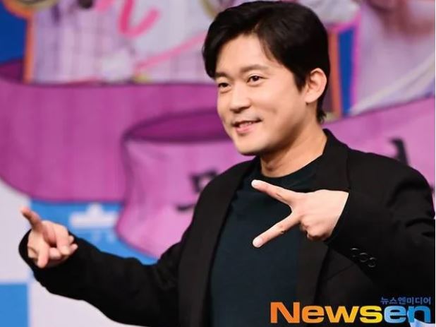 MC몽 손잡은 <b>김대호</b>... 하며 찍을 수 있는 금액 아냐”(<b>두데</b>)