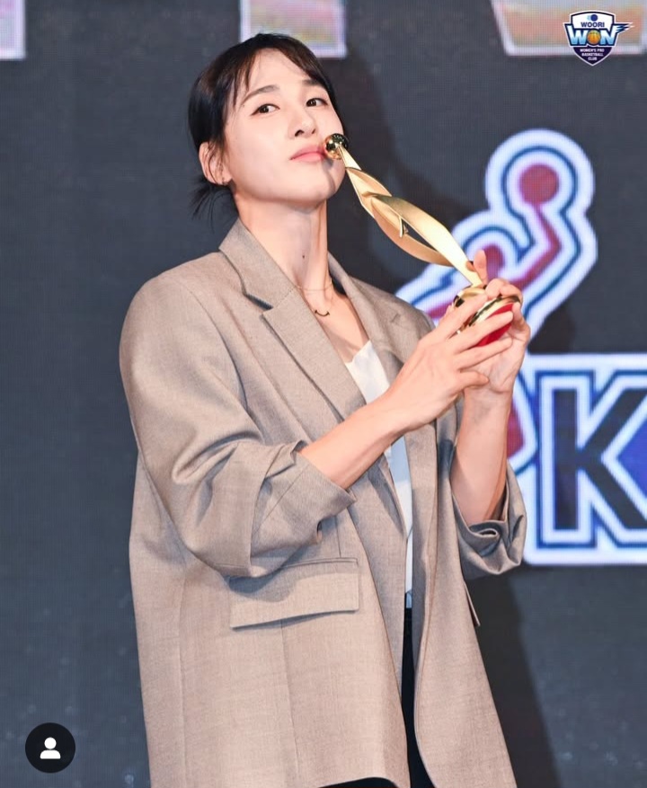 아산 우리은행 <b>김단비</b> 2024~2025 정규리그  만장일치 최우수... 