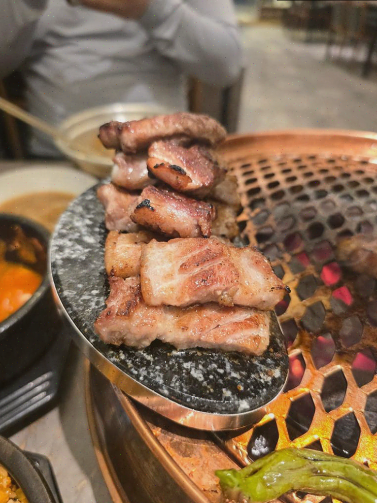  창원 맛집 제주돌담, 고급 화로에서 즐기는 맛있는 회식
