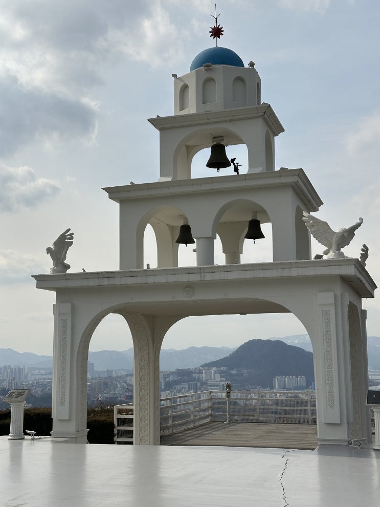  춘천 카페 감성 가득한 뷰맛집, 노을 명소 | 산토리니
