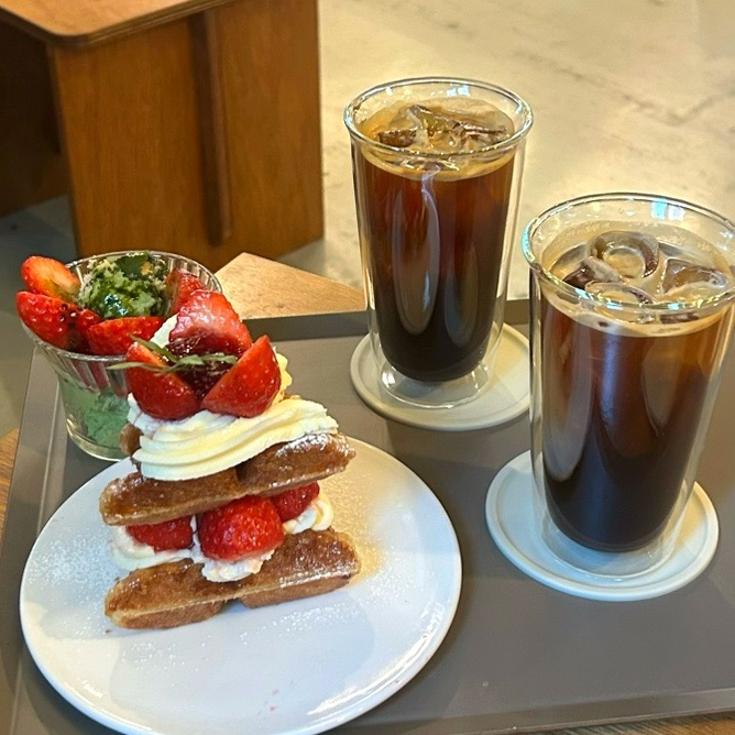  [Feb.] 난 아지랑이 속에 뛰놀던 우리를 본 것만 같아