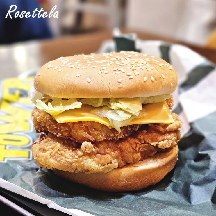  KFC 메뉴 가격 치킨버거 징거타워버거 세트 칼로리 단백질