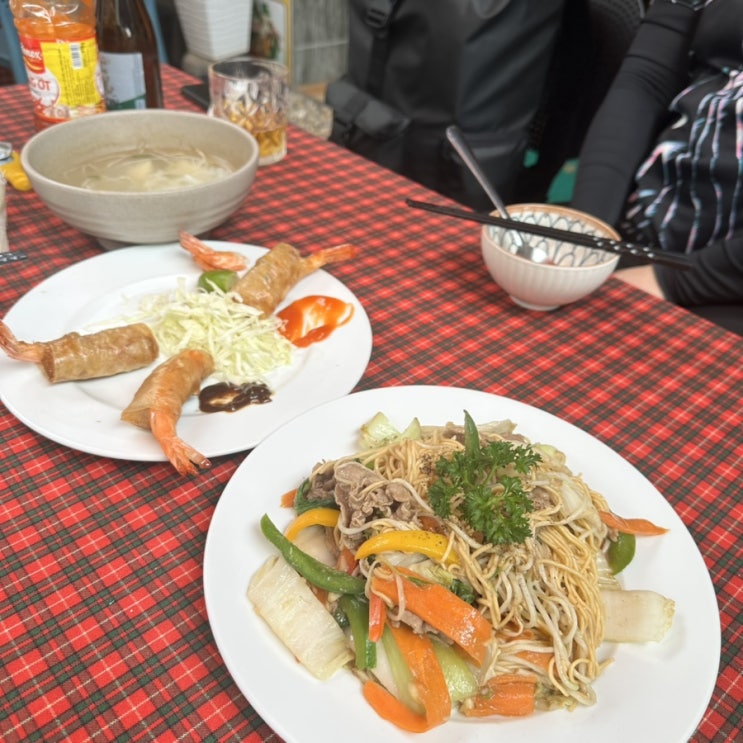  베트남 음식 나트랑 시내 현지 맛집 추천 봉 크레이지 후기