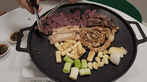  맛있고 간편한 '배곱플땐 구이요' 소곱창, 소대창, 소염통, 곱창전골