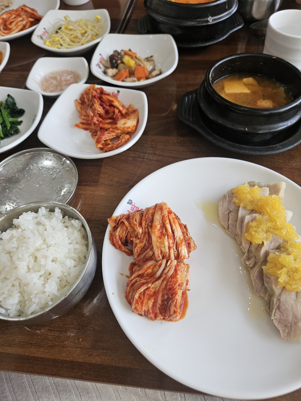 돈통마늘보쌈 덕소점 사진 5