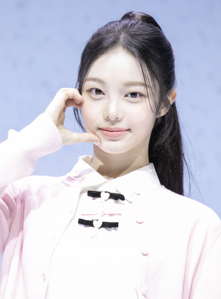 <b>하츠투하츠</b> 이안 센터상 SM 신인 걸그룹 <b>하츠투하츠</b> <b>데뷔</b>... 