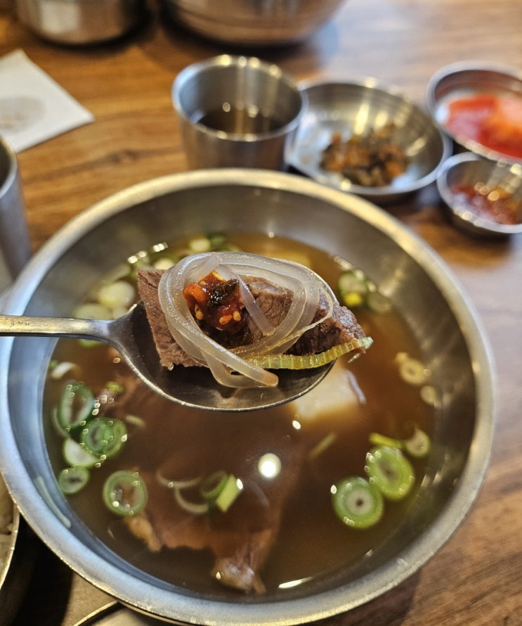  누리옥 시청역점 | 시청역 직장인 맛집, 따뜻한 소고기뭇국과 평양냉면