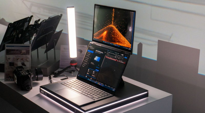 ASUS 젠북 듀오 2025, 혁신적인 듀얼 스크린으로 생산성을 극대화하다
