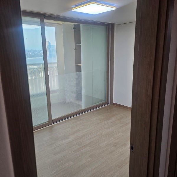Gwangnaeneunnomdeul photo 5