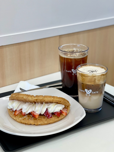  군산 수송동카페 카페게이트에서 와플 먹고 옴