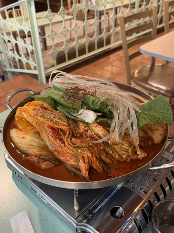  [부천/신중동역] 동명닭집 신중동직영점_신중동 맛집 화끈한 묵은지 매운탕 먹은 솔직 후기