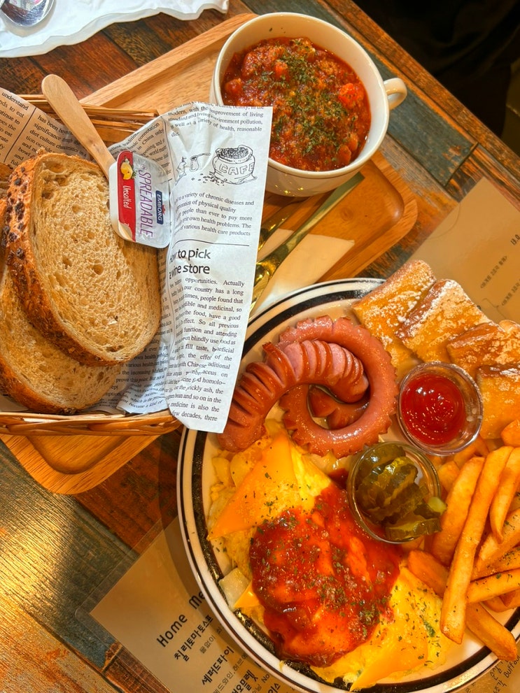  [천호/암사]강동구 캐나다 가정식, 브런치 맛집 봉쥬르 장딸롱(Feet. 더블리치셋트 - 덴버오믈렛&소세지, 칠리토마토스프)!