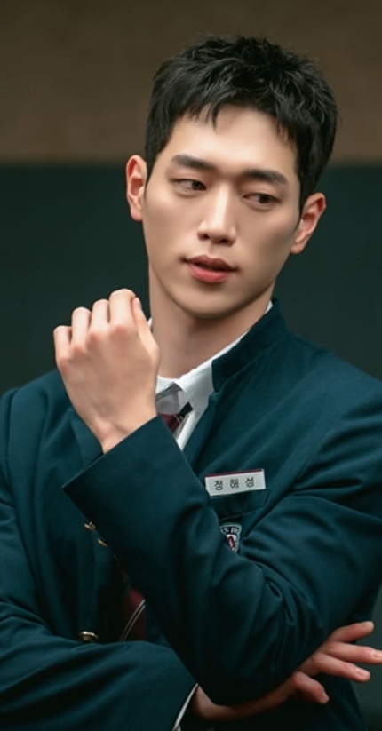 <b>서강준</b>, ‘<b>언더커버 하이스쿨</b>’ <b>학폭</b> 논란 퇴학 위기까지?