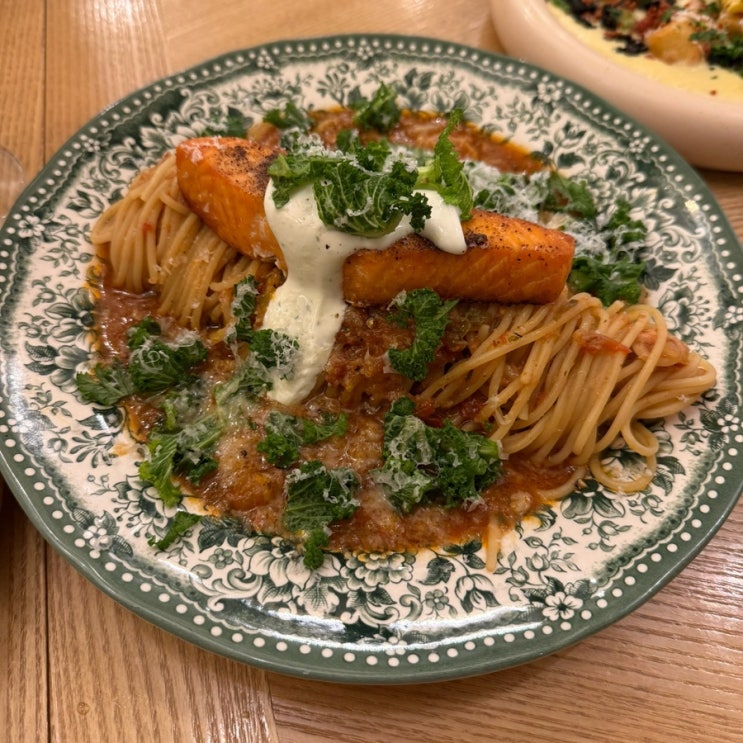  서울 뚝섬 데이트 핫플 성수동 파스타 분위기 맛집 감성 레스토랑 브리비트
