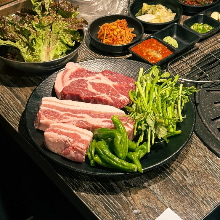  웨이팅 있어도 다시 찾고 싶은 시흥사거리 맛집 '푸름상회'