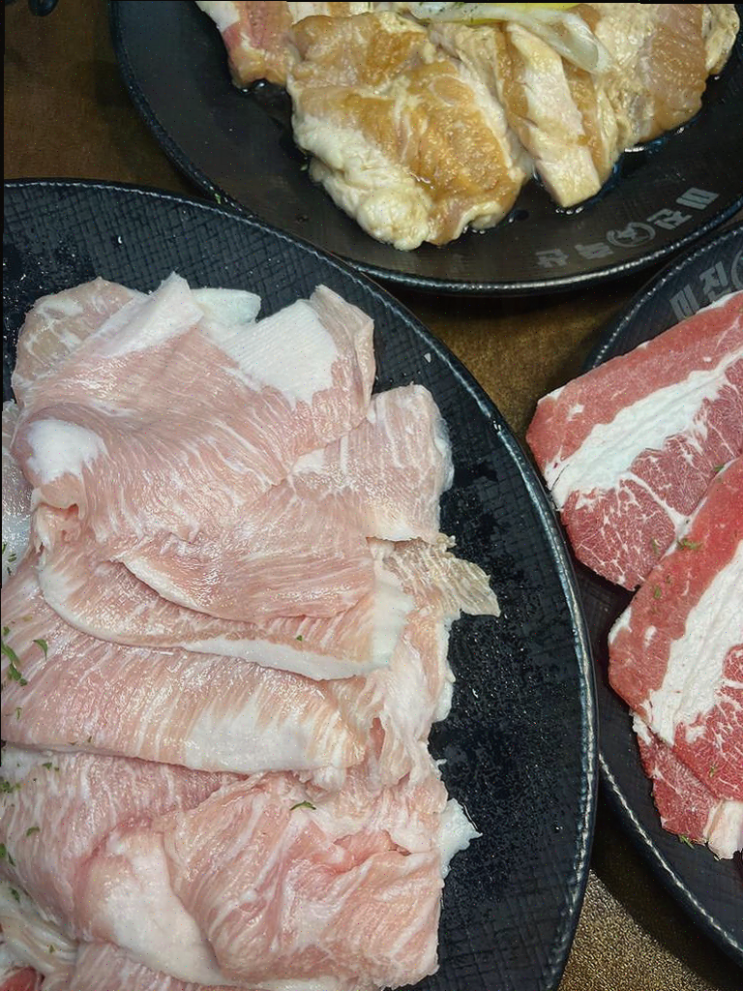  미진축산 학장점, 주차 걱정 없이 즐기는 가족외식의 명소
