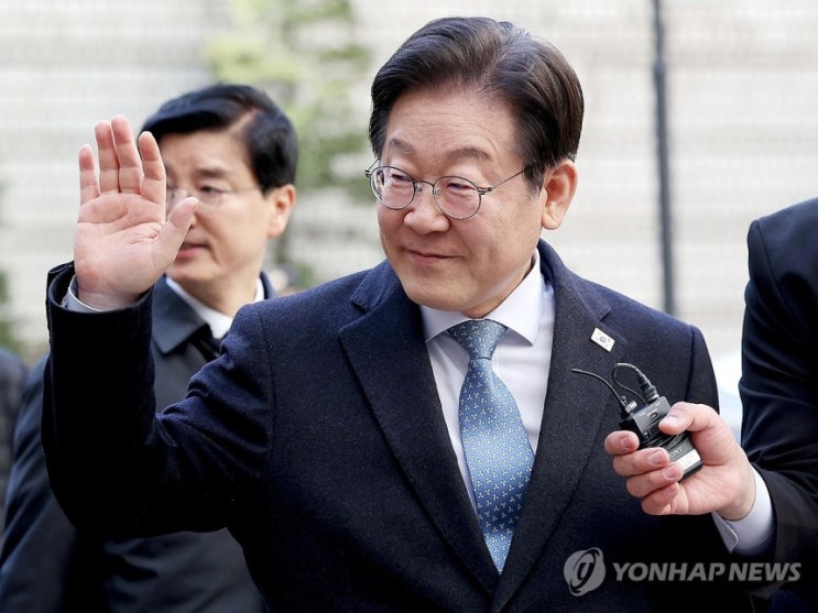 만주당 <b>이재명</b> 일제히 <b>무죄주장</b> 철회하고 #80만원 형량 <b>주장</b> 왜?