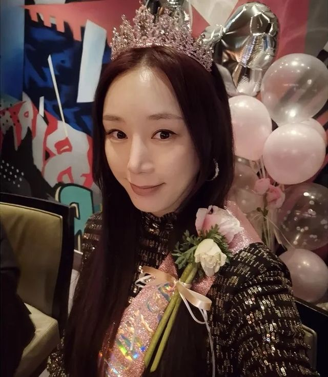 베이비복스, 안티팬에 마음고생…이지 "사인지 찢어 얼굴에 뿌려" (비보티비)