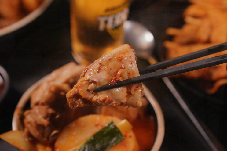  건대입구 맛집, 통큰솥뚜껑닭볶음탕으로 특별한 시간