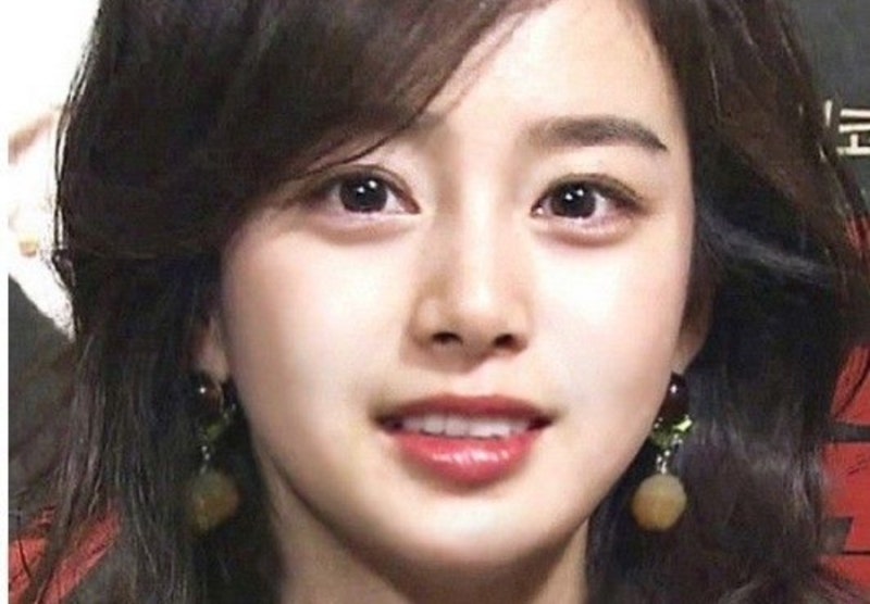 빽도 없이 그 시절 얼굴로 탑스타된 김태희 리즈&근황