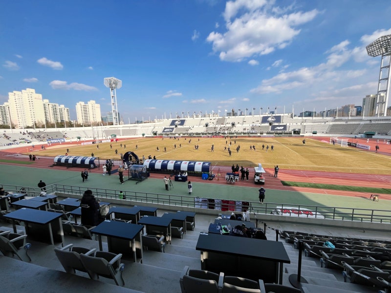 K리그2 개막!! 서울이랜드 홈구장 목동운동장으로 GO~