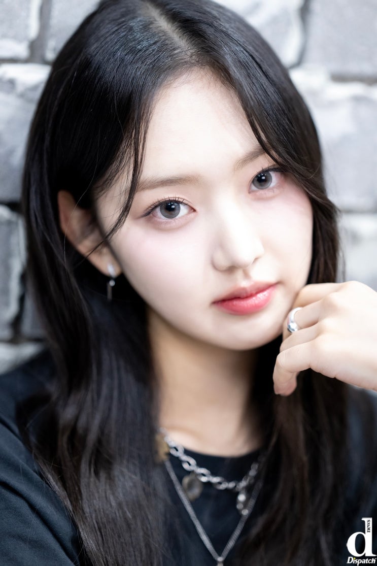 <b>걸그룹 키키</b>(KiiiKiii) <b>이솔</b> 프로필+엘르 인터뷰+개인사진