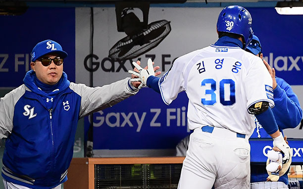 삼성 라이온즈 김영웅, 데니 <b>레예스</b> <b>부상</b>! KBO 개막전 출전... 