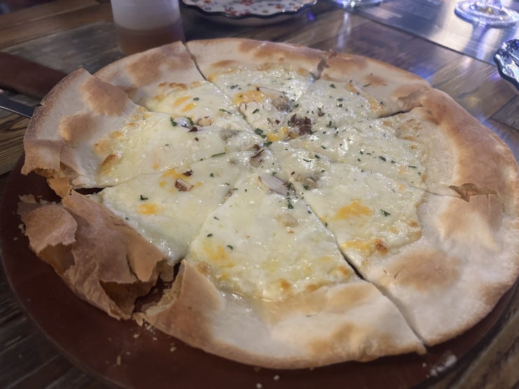  사당역 화덕피자가 맛있는 2차 술집 추천 <돈페페>(고르곤졸라피자)