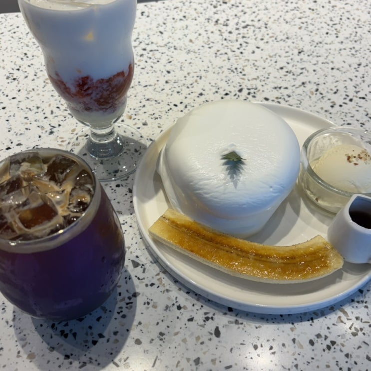  아산디저트카페 수플레 팬케이크 맛집 카페브릭 후기