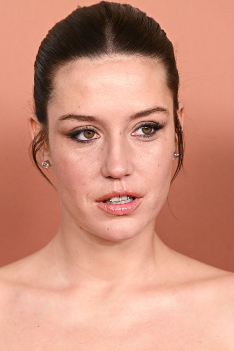 아델 에그자르코풀로스(Adèle Exarchopoulos) - at the 2025 César Film Awards in Paris
