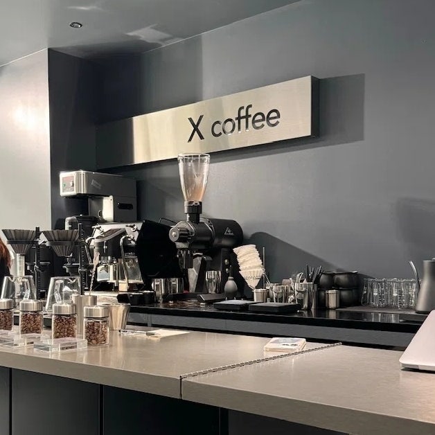  도쿄 카페 : X COFFEE Ginza – 긴자의 트렌디한 스페셜티 커피 전문점 ️