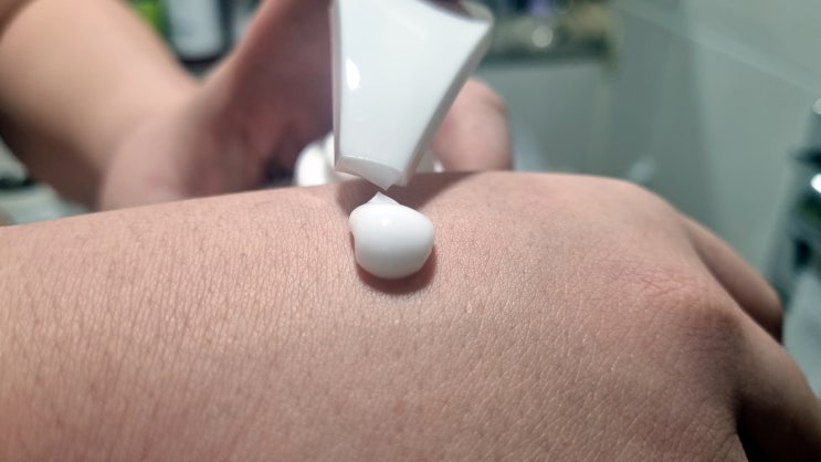  봄철 피부 고민 끝! 향기로운 보습, 바디브 미산성 바디로션 추천