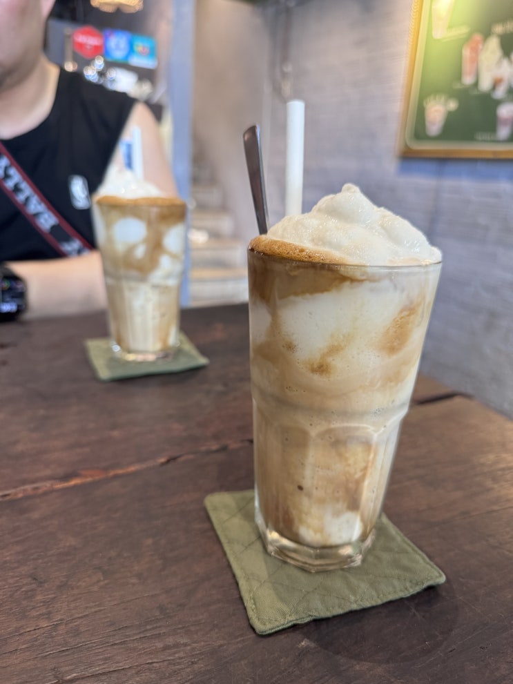  나트랑 콩 카페 코코넛 스무디 커피 여전히맛있네