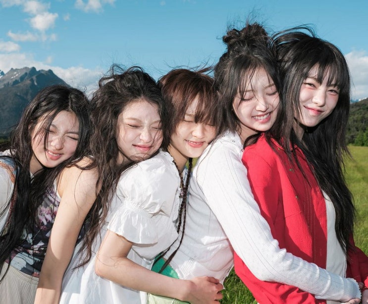 <b>키키</b>(KiiiKiii) 5인조 <b>걸그룹</b> [키야, 하음, 지유, <b>이솔</b>, 수이]