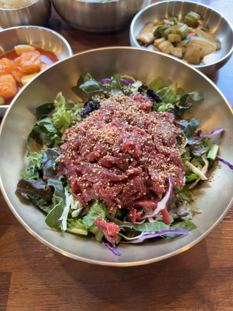  망리단길/망원동 밥집 ‘가족식탁’, 한우육회비빔밥 추천