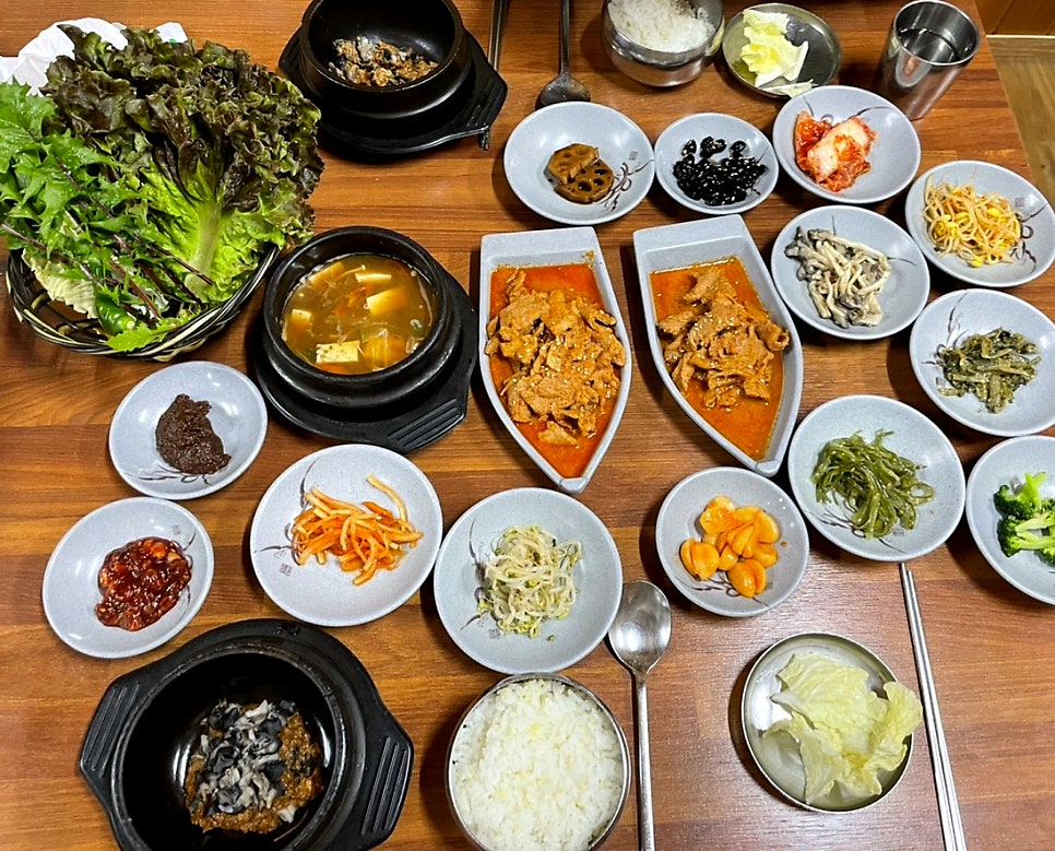 김가네우렁이쌈밥 사진 2