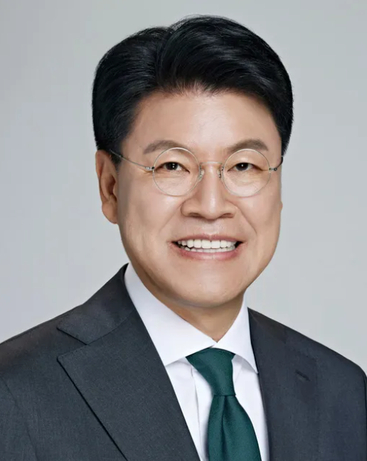 <b>장제원</b> 전 의원 <b>성폭력 혐의</b>로 <b>수사</b> 중?! <b>장제원</b>"사실 아니다."