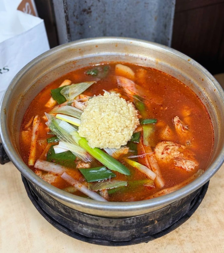  [종로 계림 닭도리탕 본점] 웨이팅, 내돈내산 마늘 한가득 닭볶음탕 솔직 맛평가