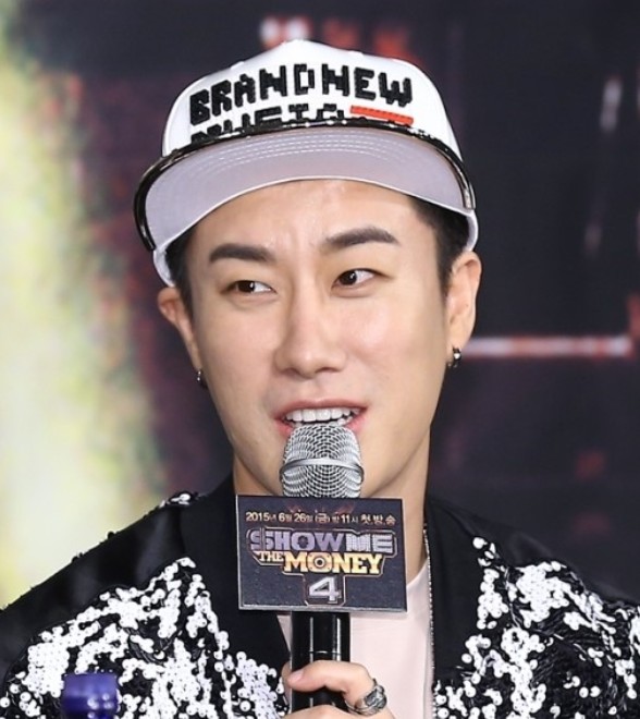 <b>산이 행인 폭행 기소유예</b>... 마포구 망원동 공원에서 행인 폭행