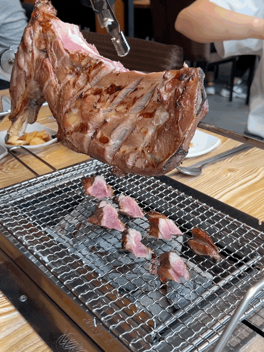  건대입구역 • 양다리바베큐가 메인인 맛집, 대흥양다리바베큐