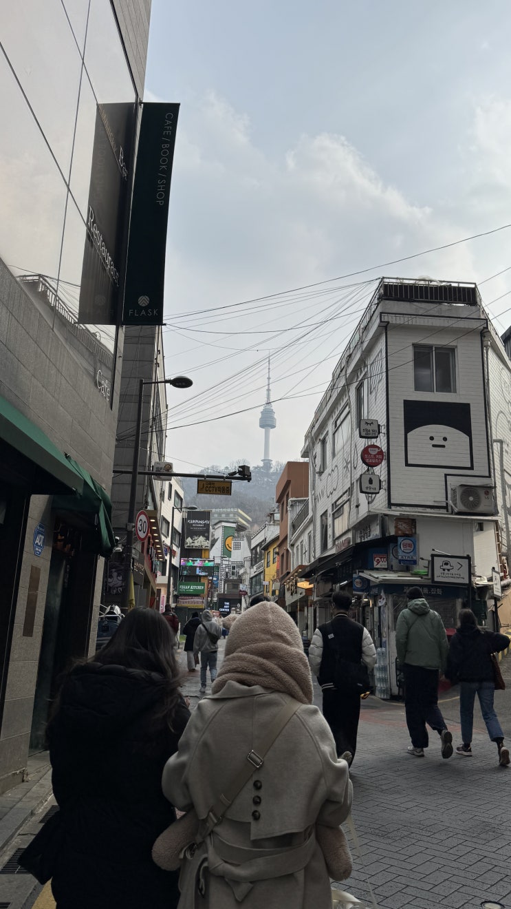  서울 명동 가볼만한곳 데이트 코스 내돈내산 점심 소품샵 카페