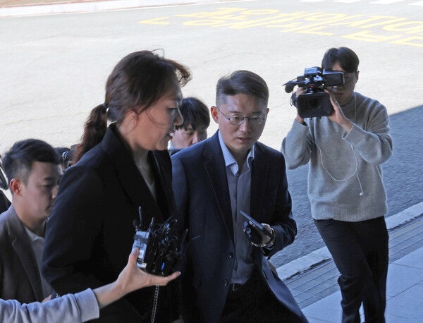 <b>홍준표</b>, <b>명태균</b> 모른다더니…PNR조사로 복당 선언